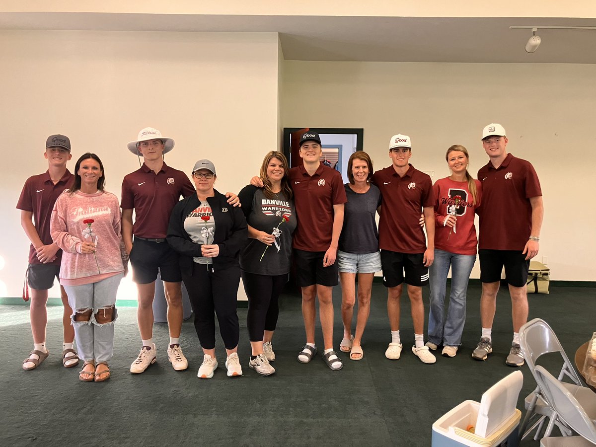 Danville_Golf's tweet photo. Danville wins 173 to 208 to improve to 6-1, great job Seniors! Matthew Pickel leads the way with a 39 https://t.co/dj9B1wQiGB