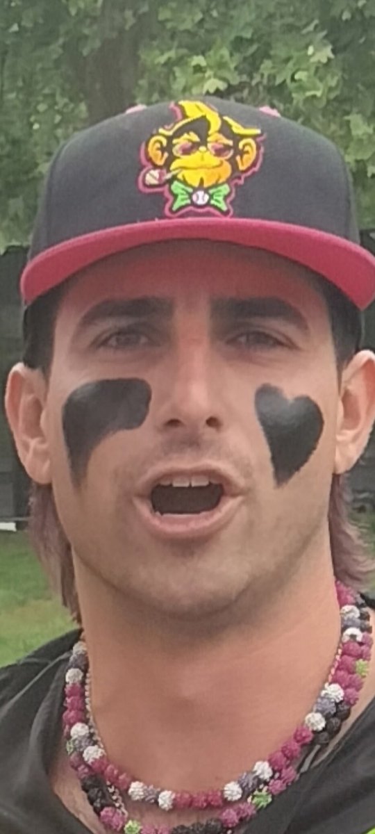 Anna Bennett tweet media