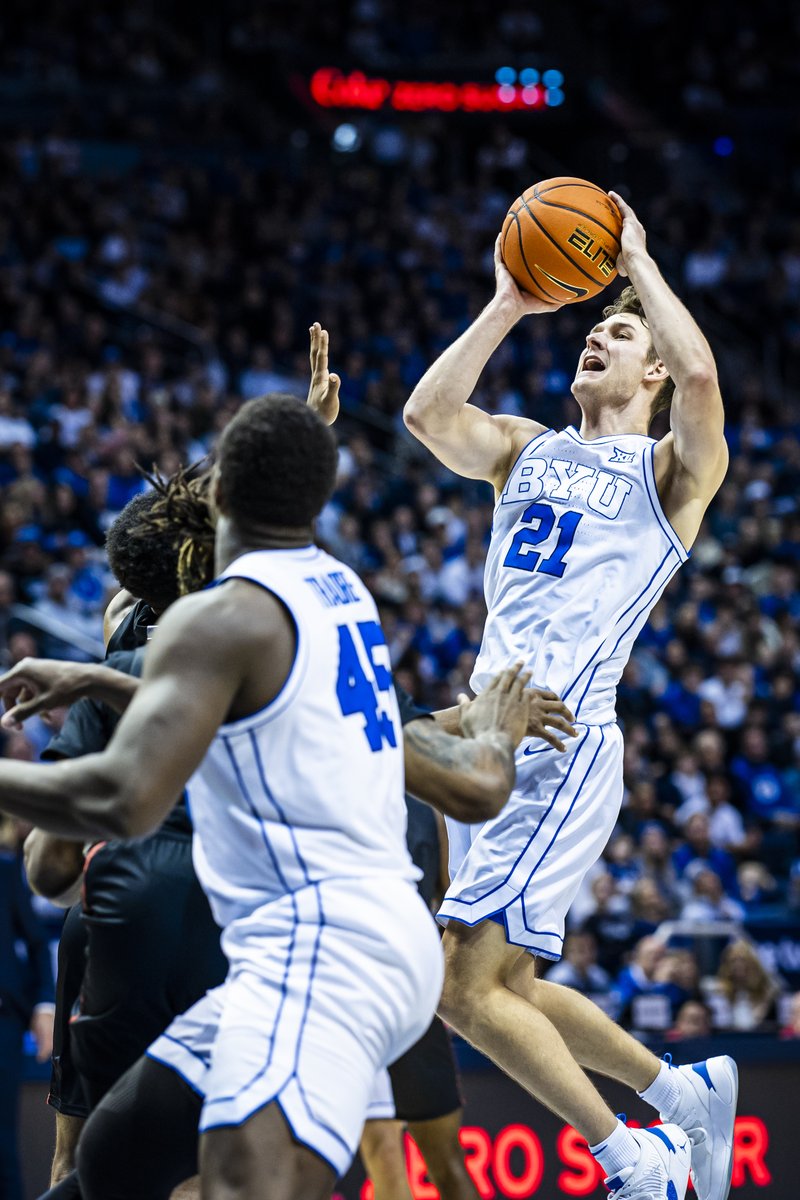Ben Criddle (@criddlebenjamin) on Twitter photo BYU Basketball's <a href="/trevin_knell/">Trevin Knell</a>...
On staying at BYU after Mark Pope left: "I didn't put my name in the portal, just because I have a really good relationship with Brian and with BYU, and I feel like BYU's my home away from home so there's no other place I would rather be. Then BYU Basketball's <a href="/trevin_knell/">Trevin Knell</a>...
On staying at BYU after Mark Pope left: "I didn't put my name in the portal, just because I have a really good relationship with Brian and with BYU, and I feel like BYU's my home away from home so there's no other place I would rather be. Then
