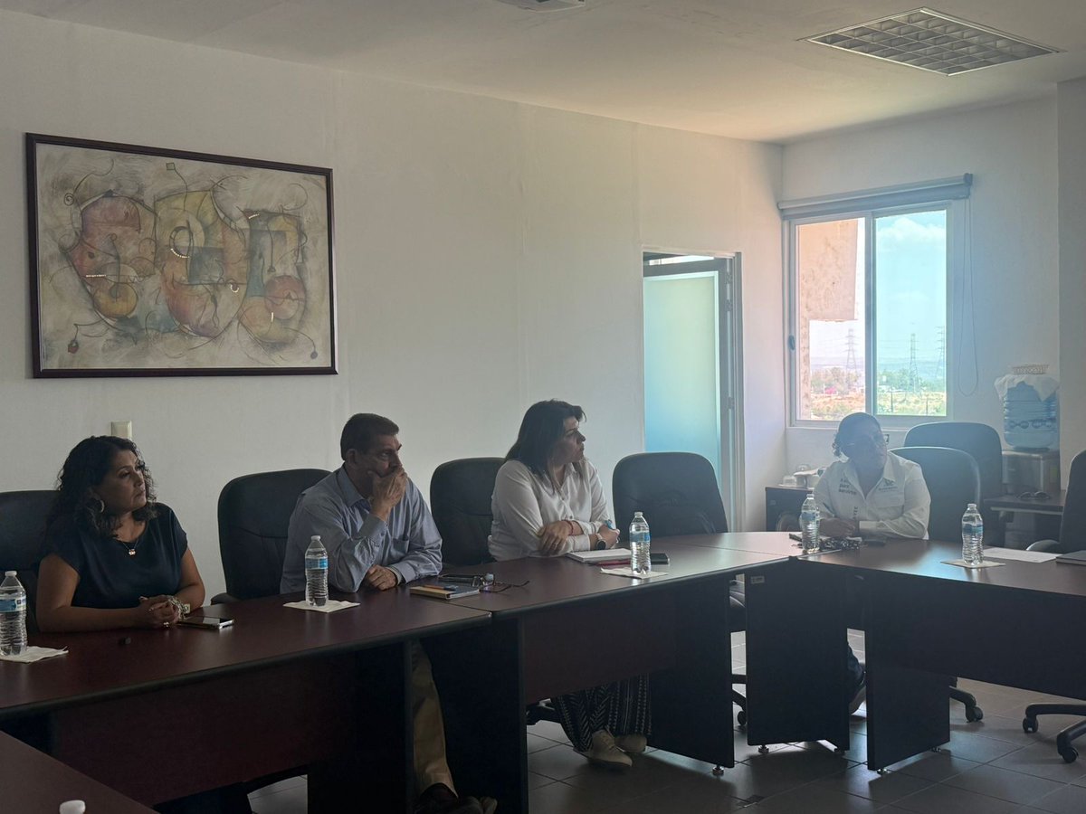 ¡Gracias al <a href="/ITESG_Oficial/">TECNM campus Guanajuato</a> por sumarse al fortalecimiento de la transparencia!

Reconocemos su interés en capacitarse sobre Acceso a la Información y Protección de Datos Personales.

En la <a href="/utapegente/">UTAPE Unidad de Transparencia del Poder Ejecutivo</a> seguimos impulsando acciones que construyen un #GobiernoDeLaGente más abierto.