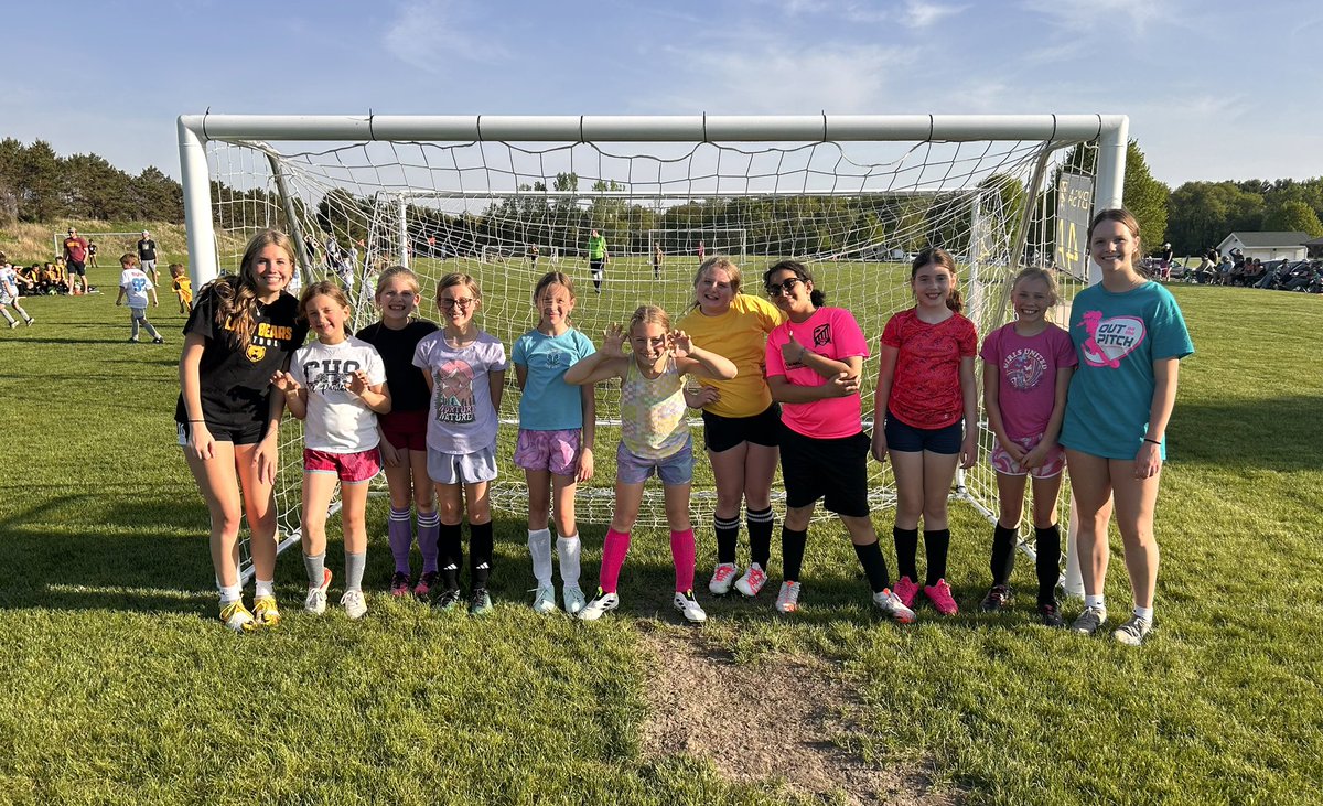 Standard night for @ladybearsfutbol players giving back to the program that helped shape them! Now serving as volunteer coaches and mentors to the next generation. Once players, now leaders!
