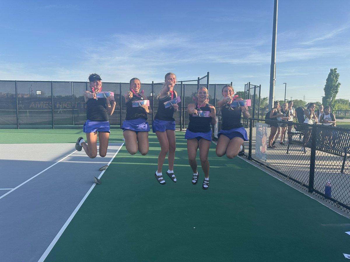 Individual Regional Results
5 Dragons on to State!
 
Singles: Brianna Launderville 🥈

Doubles 
Sidney Peterson/ Zoey Studer🥇
Claire Holub/ Harper Cope 🥈
#TicketPunched #IowaGirlStrong
<a href="/IGHSAU/">IGHSAU</a> <a href="/JCSD__Athletics/">Johnston Athletics & Activities</a>
