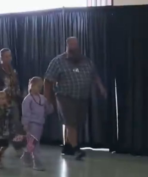 These refugees are coming to eat our dogs and cats!!!