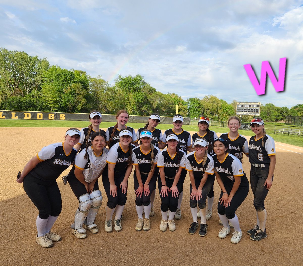 gobulldogs_SB (@gobulldogs_sb) on Twitter photo Congrats Bulldogs on defeating the tough Astros 5 - 2! Emily Chavosky-12K,4H, 0B,2UER w Dateli Sandoval (C). Tough defense & a 9 pitch/3K- 7th secured the TEAM DUB.N.Hajer (1H/RS) S.Scott (3B/3RBI), D.Sandoval 1H.π₯πΎπ₯ #allin #buildonthis <a href="/BulldogsHLR/">Richards High School</a> <a href="/HLRAthletics/">Richards Athletics</a> <a href="/TBaranek/">Tony Baranek</a> Congrats Bulldogs on defeating the tough Astros 5 - 2! Emily Chavosky-12K,4H, 0B,2UER w Dateli Sandoval (C). Tough defense & a 9 pitch/3K- 7th secured the TEAM DUB.N.Hajer (1H/RS) S.Scott (3B/3RBI), D.Sandoval 1H.π₯πΎπ₯ #allin #buildonthis <a href="/BulldogsHLR/">Richards High School</a> <a href="/HLRAthletics/">Richards Athletics</a> <a href="/TBaranek/">Tony Baranek</a>