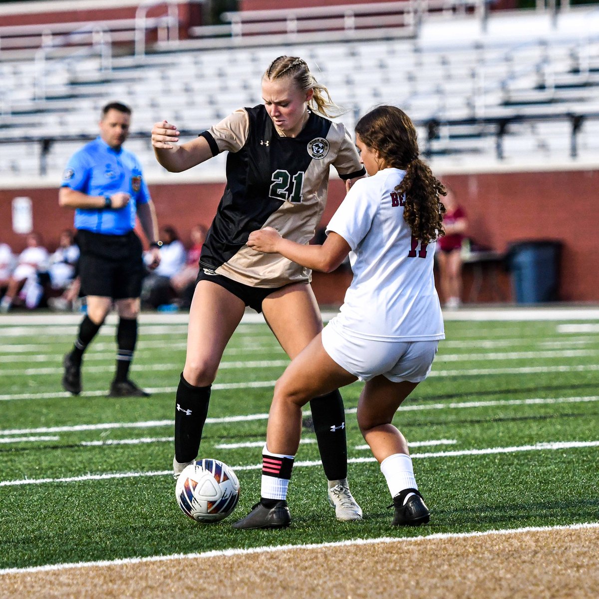 River Bluff HS Gator Athletics (@gator_athletics) on Twitter photo Congratulations to our Student-Athlete of the Week, Brooke Ogorek π β½οΈ
Brooke scored 1 goal & had 2 assists in a 10-0 1st round playoff win over Rock Hill on Tuesday! She followed that up with 1 goal and 1 assist in a 3-1 win over Lexington in the 2nd round!
πΈ: <a href="/GoFlashWin/">GoFlashWin.com</a> Congratulations to our Student-Athlete of the Week, Brooke Ogorek π β½οΈ
Brooke scored 1 goal & had 2 assists in a 10-0 1st round playoff win over Rock Hill on Tuesday! She followed that up with 1 goal and 1 assist in a 3-1 win over Lexington in the 2nd round!
πΈ: <a href="/GoFlashWin/">GoFlashWin.com</a>