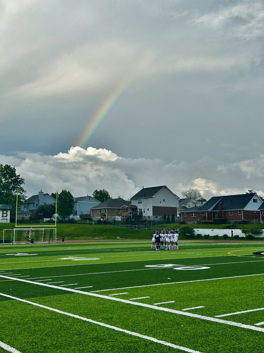 Luck shined on the Hawks as we picked up a big win at Bayless. Shout out to chef of the game Ava (G Money) Gilbreth for picking up the brace!
Goals: G’Sell, Gilbreth (2), Lauterwasser, Stahl, Zimmerly (2)
Assists: Lauterwasser (2), Stahl, Zimmerly (3)
Shutout: Johnston &amp; the D