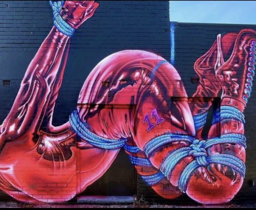 My compliments to the artist. Please like in support of her work … I have this as my wallpaper. You rock!!! #laurenys  #kinbakubi #murals