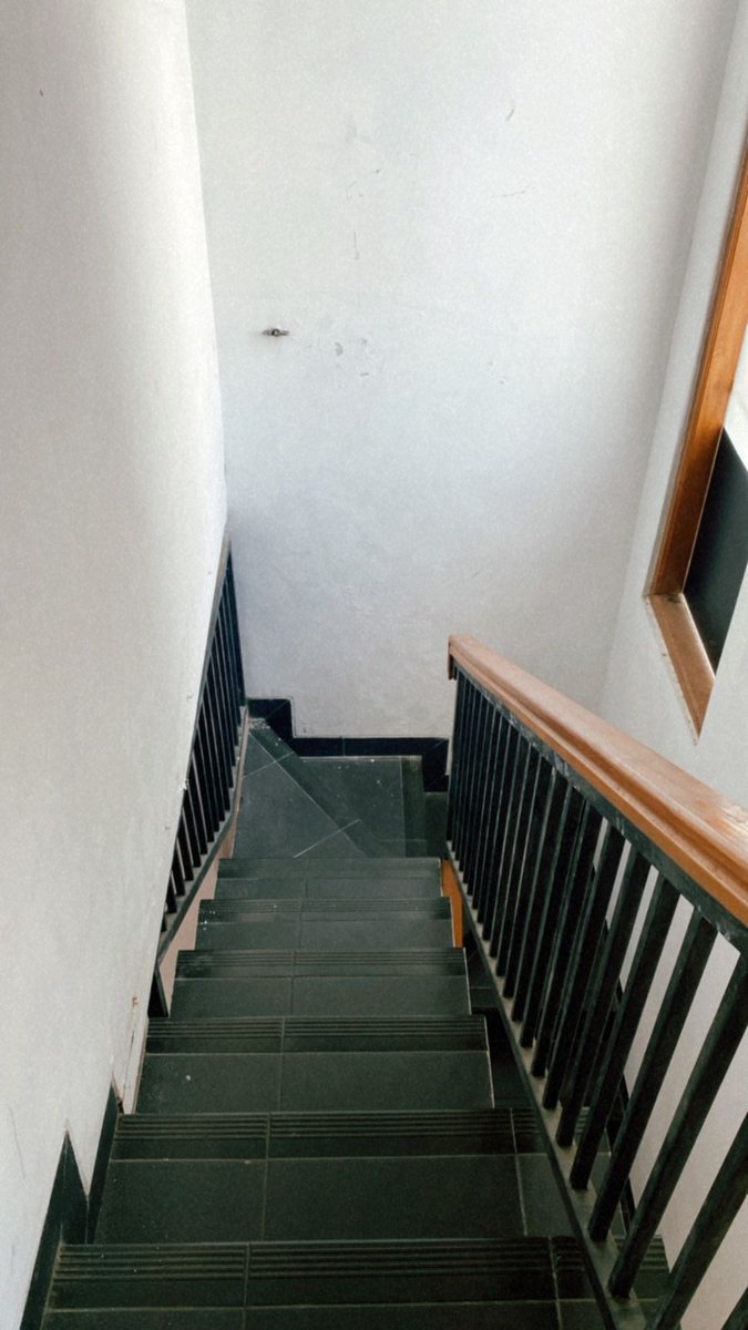 ultramilkchocho's tweet photo. Rumah 2 Lantai Dalam Ringroad Jogja – Cuma 10 Menit ke Malioboro!
Harga turun dari 1,5 M jadi 1,3 M NETT
SHM, 2KT, 2KM, halaman belakang luas (bisa buat kolam renang!)
Cocok untuk hunian/investasi
Minat? DM aja sebelum keduluan! https://t.co/QZex0BINMu