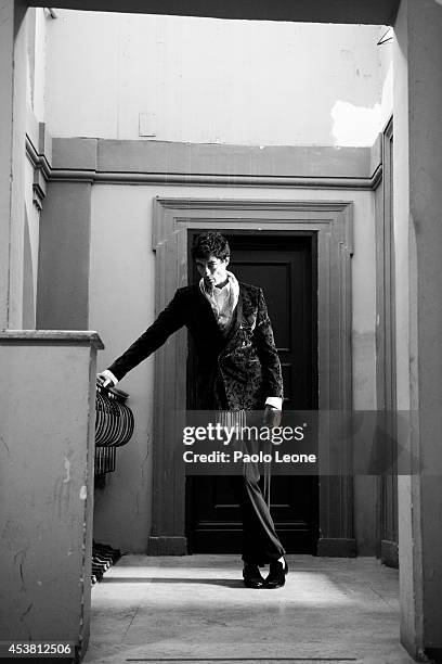 VastineB's tweet photo. Oh, my.
There has ever been only ONE image I intended for Giovanni in "Joseph's Coat" (and for Enrico in the sequels).
#AlessandroGassmann #ItalianMan #DreamMan #writinginspiration https://t.co/u3NGaCRTpv