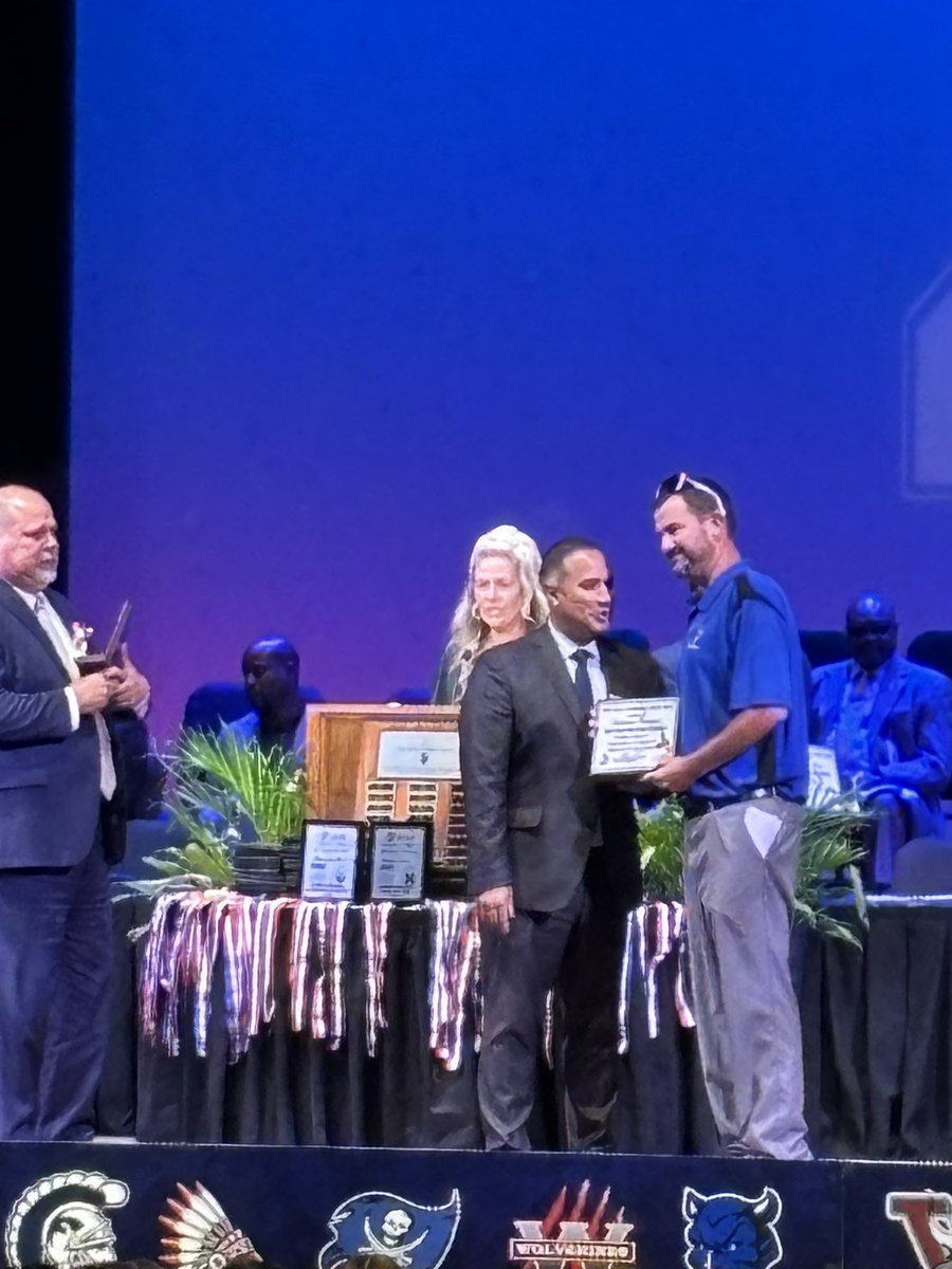 Jarvis Parker (@coach_j_parker) on Twitter photo Bucs representatives for the Gateway Conference tonight. Blessed to coach some great young men and athletes who just so happen to be recognized with the best in the city <a href="/firstcoastbucs/">First Coast Bucs</a> 🏴☠️⚓️ Bucs representatives for the Gateway Conference tonight. Blessed to coach some great young men and athletes who just so happen to be recognized with the best in the city <a href="/firstcoastbucs/">First Coast Bucs</a> 🏴☠️⚓️