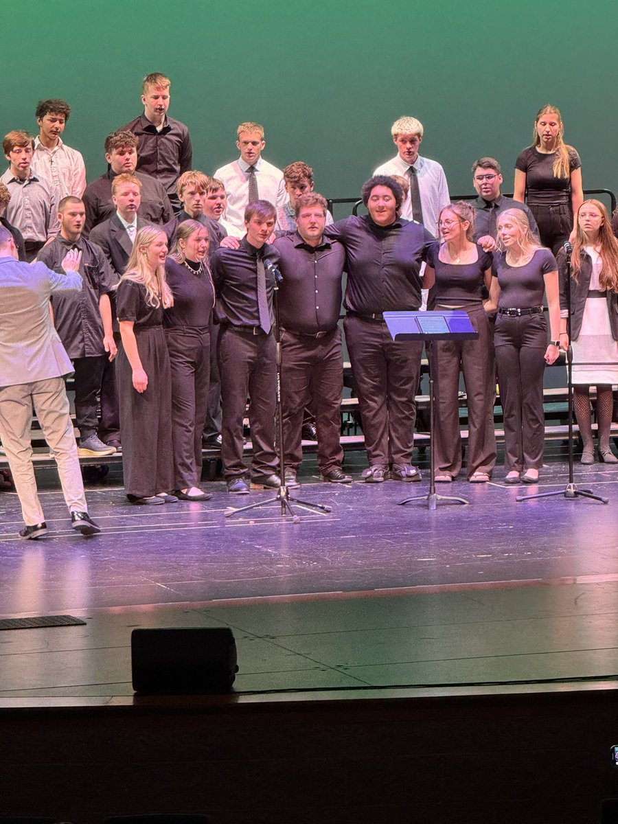 THANK YOU SENIORS! <a href="/TinoraChoir/">Tinora Choirs</a>