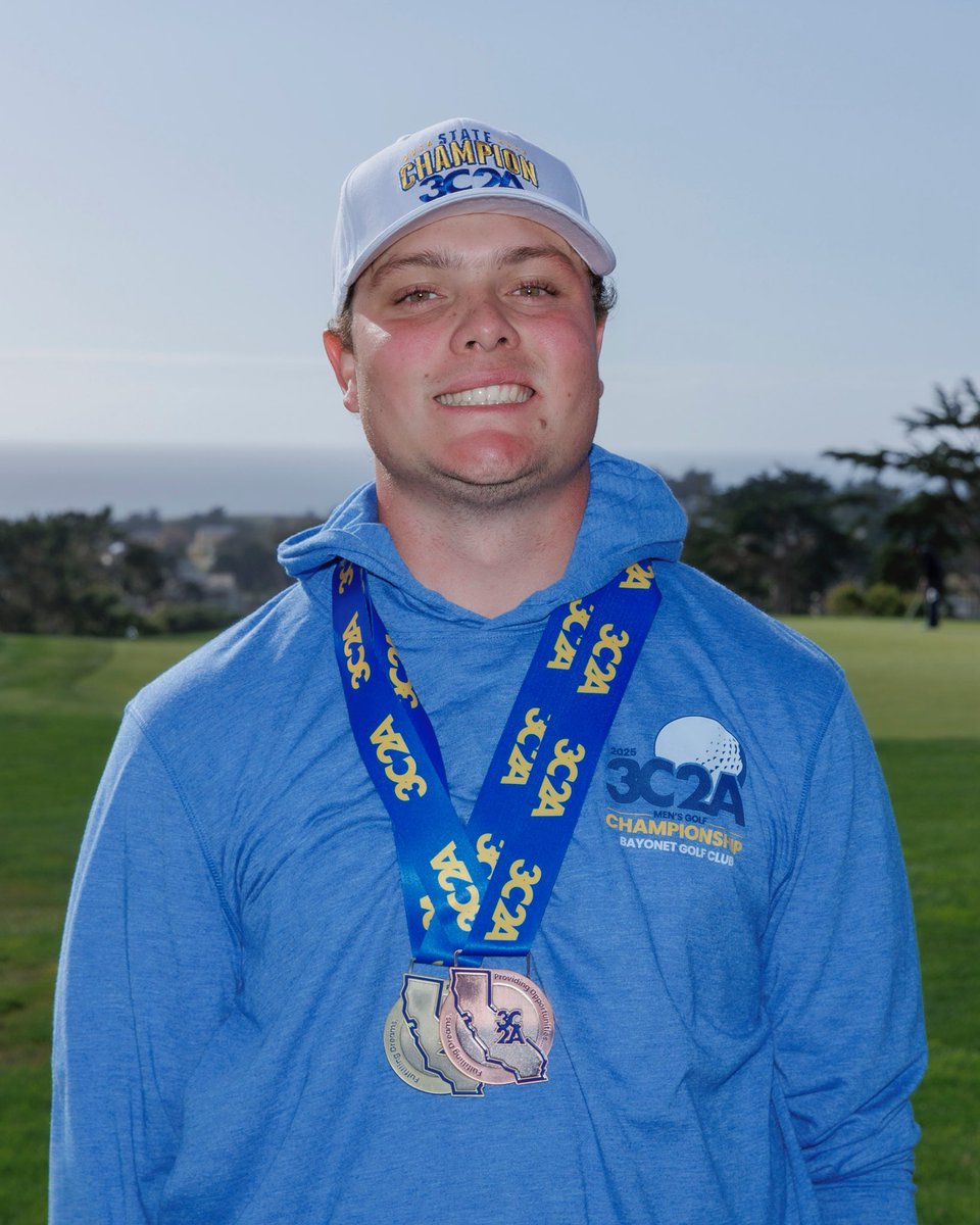 3C2Asports's tweet photo. Carson Diaz from College of the Canyons is your 2025 Men’s Golf Individual State Champion!!! 🥇 https://t.co/X6B0h2XuXC