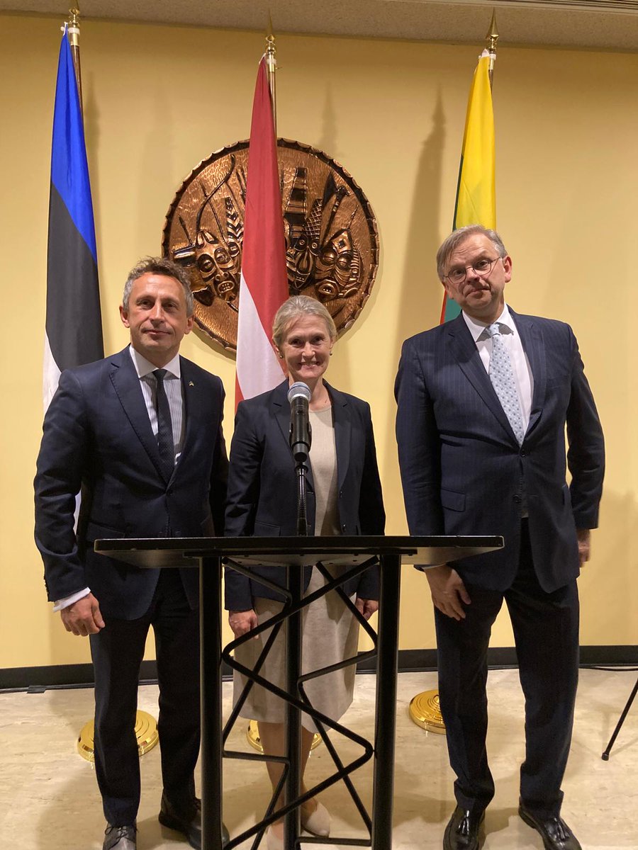 LatviaUN_NY's tweet photo. "End of World War II in 1945 may have brought peace to Baltic States, but it did not bring freedom. We restored our independence only in 1990 after efforts of #BATUN (Baltic Appeal to United Nations) movement and #BalticWay, peaceful demonstration known as Singing Revolution. That finally led 🇪🇪🇱🇻🇱🇹 to joining #UN on 17 SEP 1991."
- Amb @sanitadeslandes at the opening of exhibition “Lessons of World War II. The Baltic Way to UN Membership”.
We warmly thank all co-sponsors and all guests for joining the opening event. 🙏
Exhibition will be on display through 23 May @UN HQ 1F South Wall.