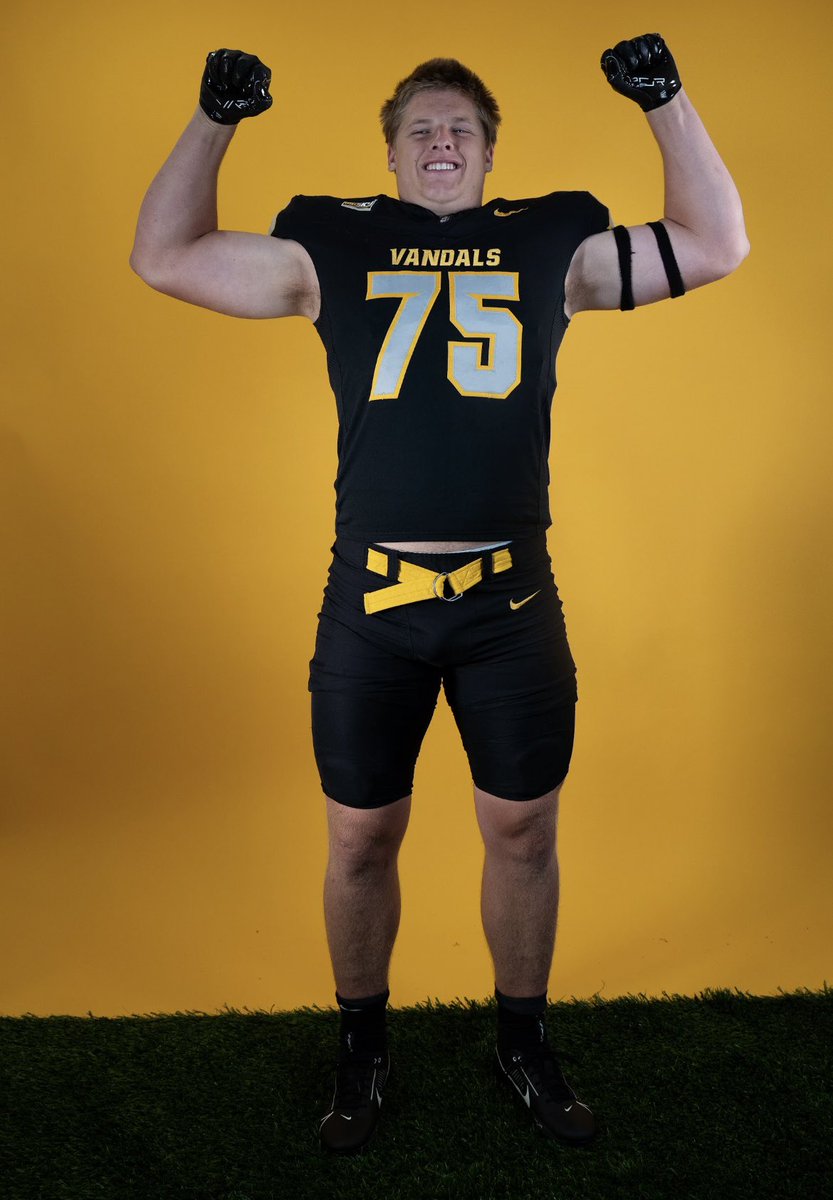 Andrew Price (@75andrew_price) on Twitter photo Got some tuff photos from University of Idaho this weekend thank you <a href="/CoachEndsley77/">Loren Endsley</a> <a href="/AJMorganFB/">Andrew Morgan</a> <a href="/CoachTFord/">Thomas Ford Jr</a> <a href="/Tline_Fball/">Timberline Wolves Football</a> Got some tuff photos from University of Idaho this weekend thank you <a href="/CoachEndsley77/">Loren Endsley</a> <a href="/AJMorganFB/">Andrew Morgan</a> <a href="/CoachTFord/">Thomas Ford Jr</a> <a href="/Tline_Fball/">Timberline Wolves Football</a>