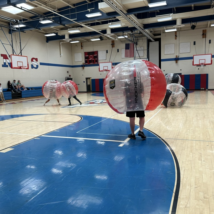 MPASDVikings's tweet image. Thanks staff Sargent Charles Lemley for bringing the knockerballs out to Mt. Pleasant today! !