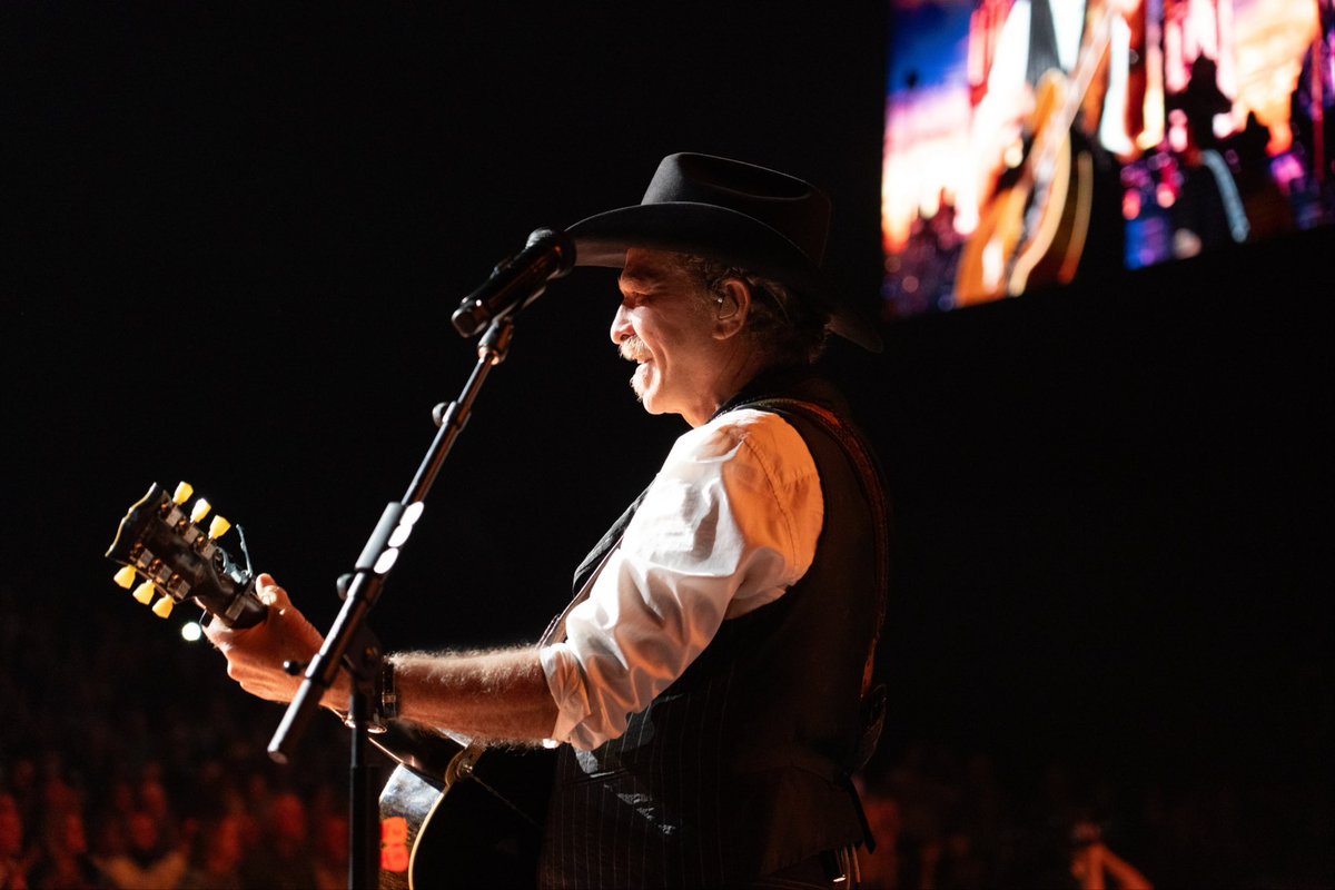 Brooks & Dunn tweet media