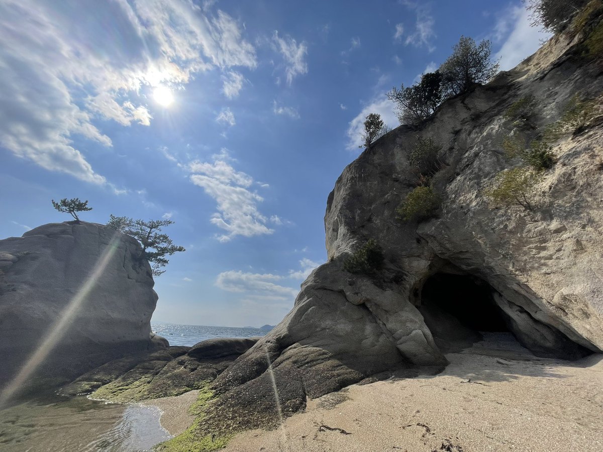 necoze_art's tweet image. 11月に広島・宮島で個展を開催するので下見に行ってきました。
詳細はYouTubeにUPしています🌱
youtu.be/g0H0rvA16CM
・宮島カキ子展 (NECOZE展vol.5)
2025年11月7(金)~11月11日(火)
10:00~18:00
※最終日11日は15時まで
場所:ぎゃらりぃ宮郷【広島】
@gallerymiyazato
#宮島