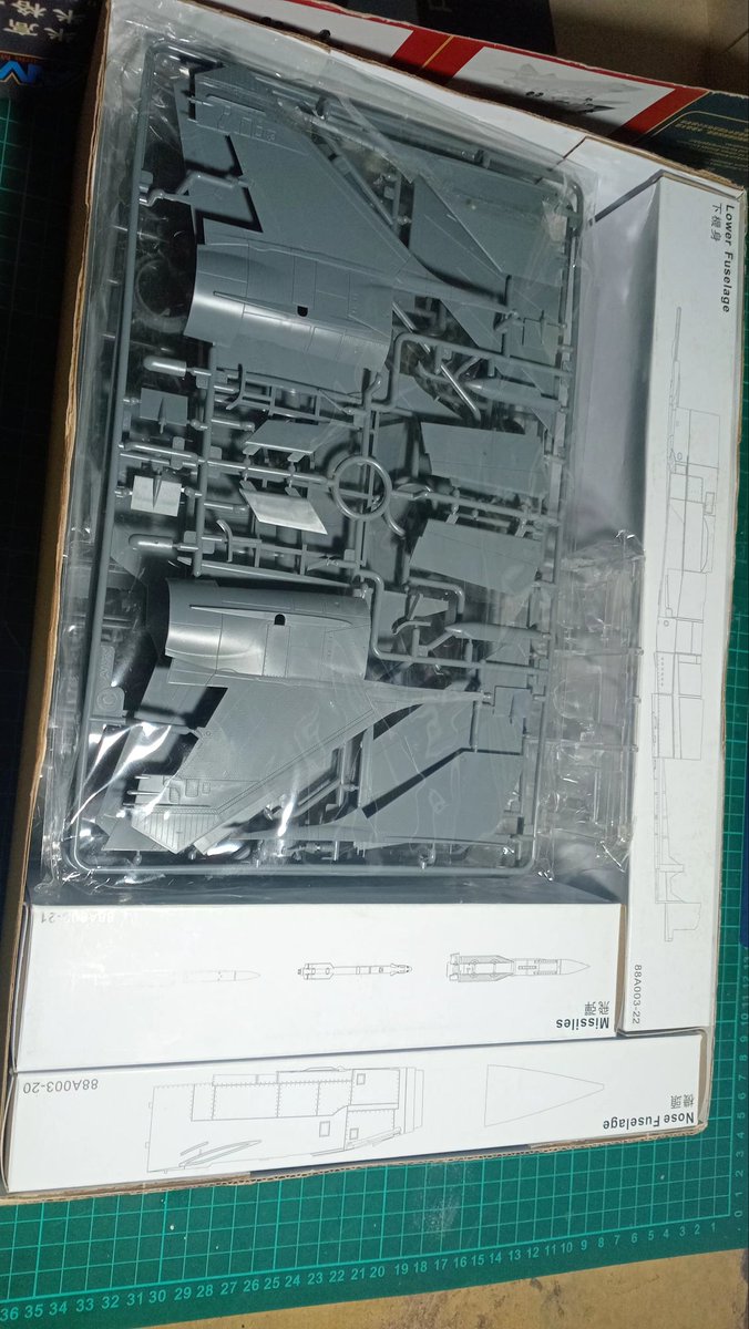 gonzaconti_18's tweet image. #Mig31 #Foxhound #AMK 1/48 #ScaleModels #ScaleAircraft