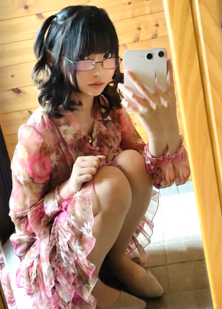 ini (@in2lxq) on Twitter photo 