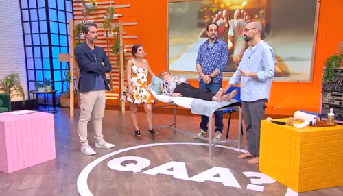 Barlovento Comunicación (@blvcom) on Twitter photo 🗣️ <a href="/quenandaai_TVG/">Quen Anda Aí? TVG</a> en @TVGALICIA obtuvo 194.000 ESPECTADORES ÚNICOS (AA).
🗣️ El programa reunió 46.000 espectadores de media y un 10,2% de cuota de pantalla. #quenandaaí
#Audiencias📺📊 🗣️ <a href="/quenandaai_TVG/">Quen Anda Aí? TVG</a> en @TVGALICIA obtuvo 194.000 ESPECTADORES ÚNICOS (AA).
🗣️ El programa reunió 46.000 espectadores de media y un 10,2% de cuota de pantalla. #quenandaaí
#Audiencias📺📊