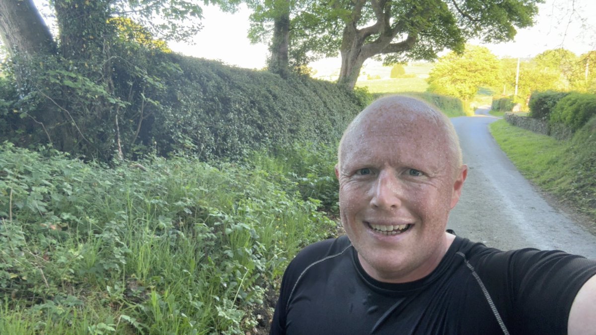 5 miles early through Ball Green, Wood House lane to Brown Edge, then onto home! 

🏃‍♂️ 🥇
