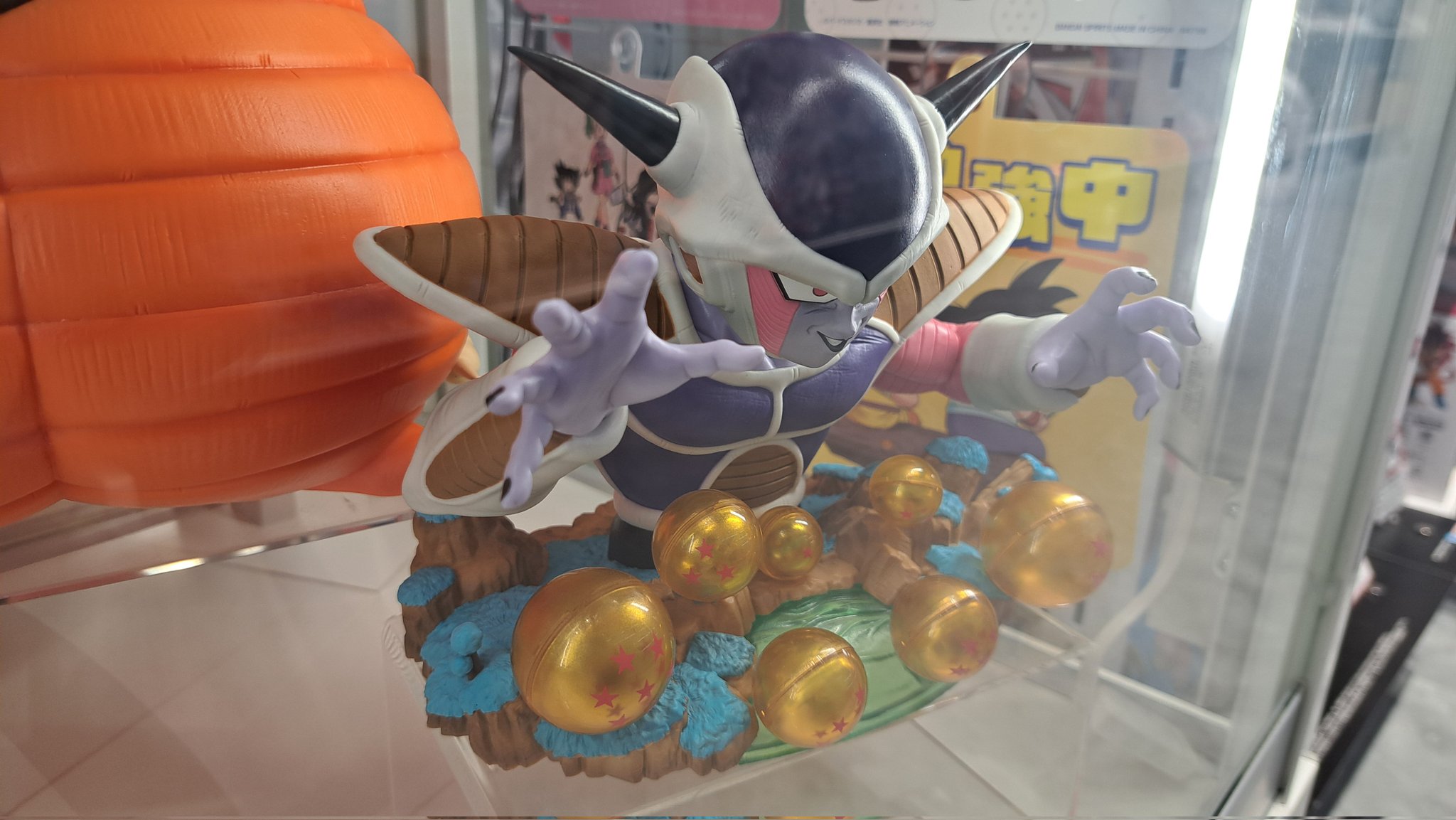 ガンダム立像　ドラクエウォーク　ドラゴンボールDAIMA　レプリカレバー　雑貨他 ゲルニカ on X: 