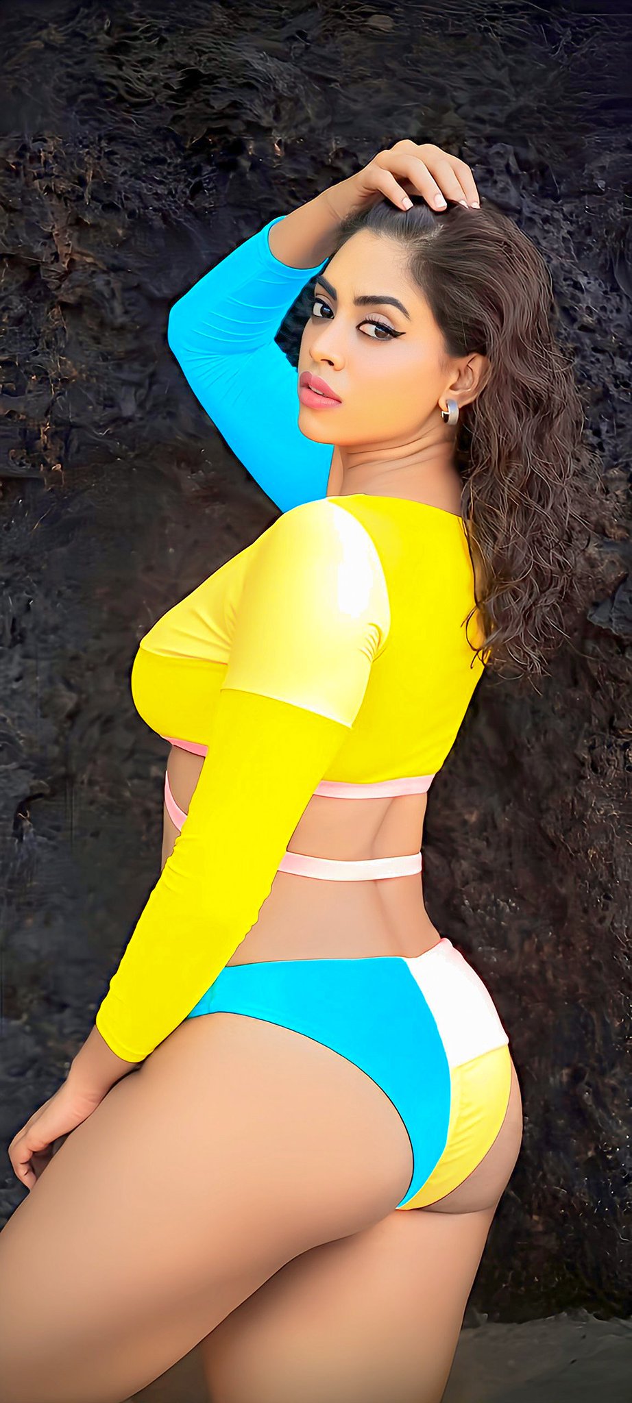 Gqz9-SYbAAM-r7a?format=jpg&name=large