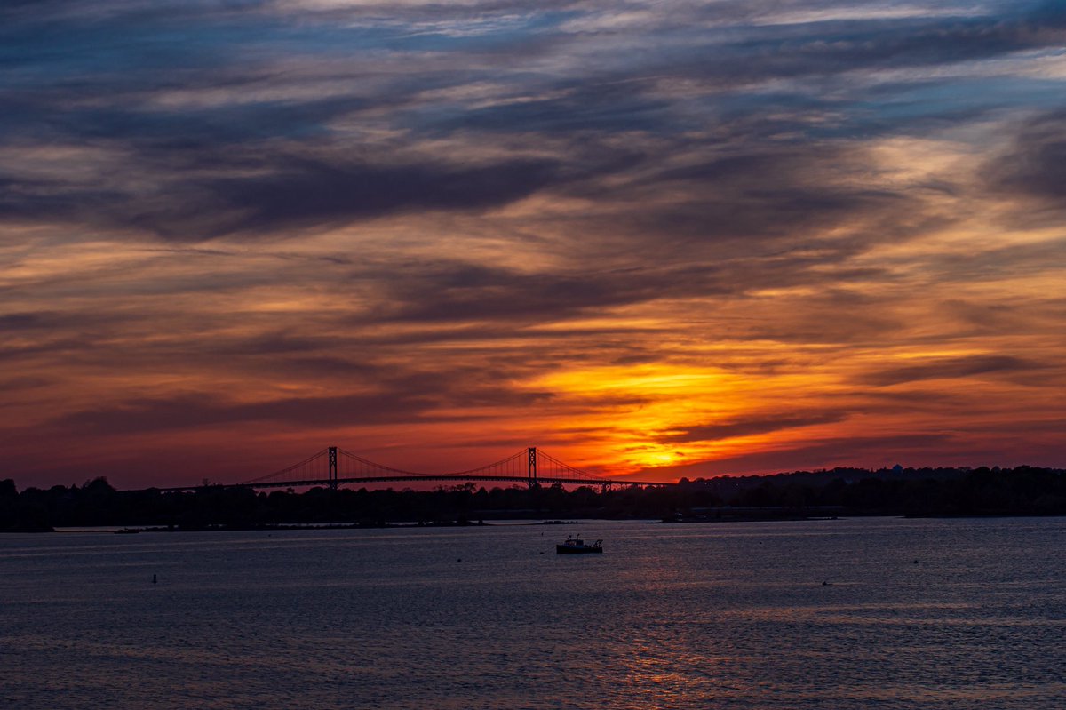 A burst of colors
Exploding across the sky
Above Mount Hope Bay
<a href="/wpri12/">WPRI 12</a> 
<a href="/PinpointWXTeam/">Pinpoint Weather 12</a> 
#RhodeIsland