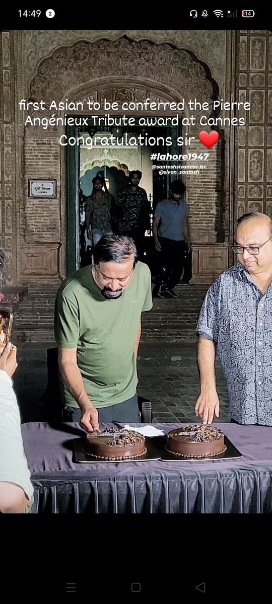 LegendDeols (@legenddeols) on Twitter photo How #Bollywood PR or biased journalist works, A thread--
After successfully of #Gadar2 , <a href="/AKPPL_Official/">Aamir Khan Productions</a> came as producer for #Lahore1947.
Sunny paji gave bulk date for film & completed the shoot .
After 6 months , Aamir thinks that some scenes should be shot again.
Next -- How #Bollywood PR or biased journalist works, A thread--
After successfully of #Gadar2 , <a href="/AKPPL_Official/">Aamir Khan Productions</a> came as producer for #Lahore1947.
Sunny paji gave bulk date for film & completed the shoot .
After 6 months , Aamir thinks that some scenes should be shot again.
Next --