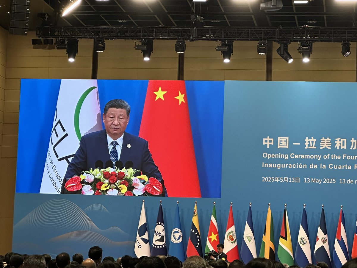 “Quem encontra um amigo, encontra um tesouro. A China será para sempre um país amigo da América Latina e do Caribe”. Presidente Xi Jinping, 13 de maio de 2025