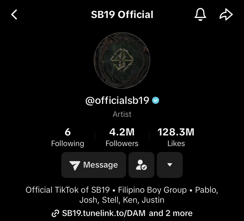 krstnrrae's tweet image. WAIT UP!!!
@SB19Official already garnered 4.2M Toktik followers ๐ขโจ
+100K new followers during SaW EP release. Congratulations! Letโs do more.
#SB19