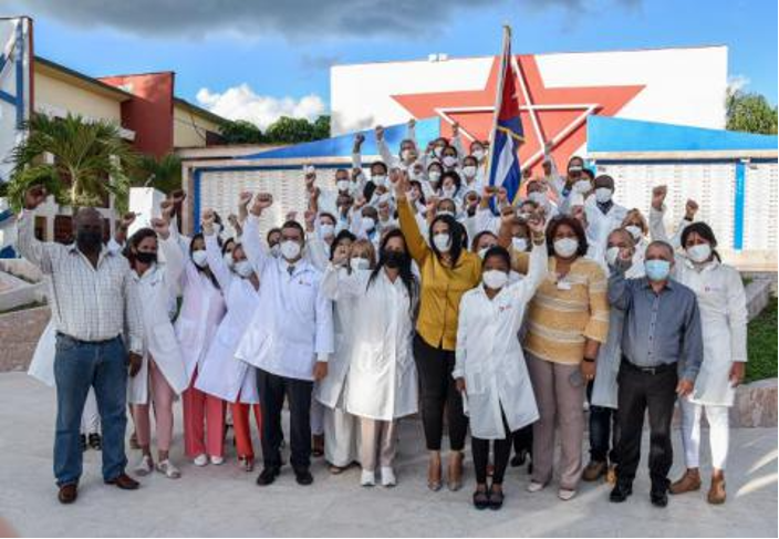 Paying slaves "directly" solves nothing / Pagarle "directamente" a los esclavos no resuelve nada *|mailchi.mp/cubaarchive.or…|*