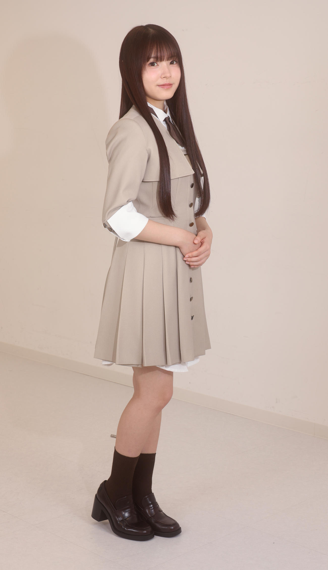 乃木坂46 森平麗心 13thBDライブ 13周年記念 生写真② ヨリ 座り