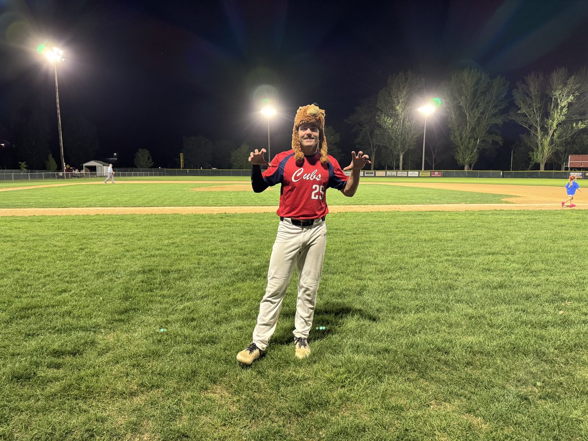 Cubs win!

The opening night rust-knocker-offer goes to the red team.

Cubs 9
Dells PBR 5

Isaac Bonner (3-4, RBI) earns game MVP honors. Myles Rees (1-2, RBI) &amp; Lincoln Vasgaard (2-4, 3 RBI) each go yard. Parker Winghart (2-3, RBI) adds a couple knocks.

Zachary Shastay (4 IP, 2
