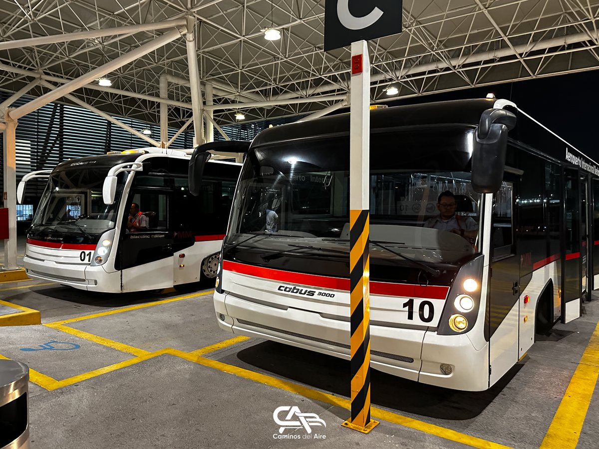 SinReservasInfo's tweet photo. Cobus 3000 y 2700 "Blackline Edition" • Posiciones para sala móvil (T1 - Sala 19).
✈️ https://t.co/1Ml5GAgbw5
.
.
.
#CaminosdelAire #Noticias #Aviación #Aeropuerto #AICM #MMMX #MEX #CobusIndustries #Cobus @AICM_mx https://t.co/Vkbxtni5xo