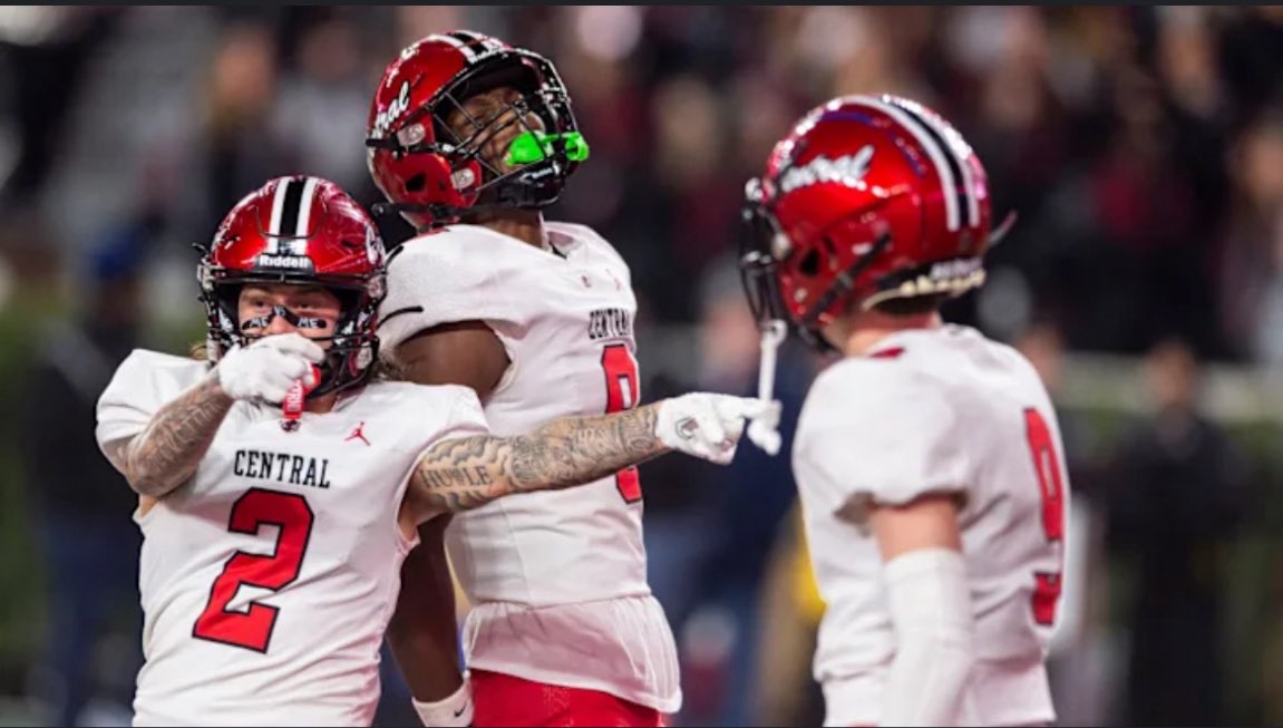 Biggers3k's tweet image. I will play at Central High School 🏫 it’s  1000% confirmed I’m coming to this school all blessings to my freshman year ❤️🖤. Nothing would be capable without the man above #agtg♱ Proverbs 16:3 @RecruitGeorgia @BigFaceSportss @RecruitDevils @AL7AFootball @AL_Recruiting