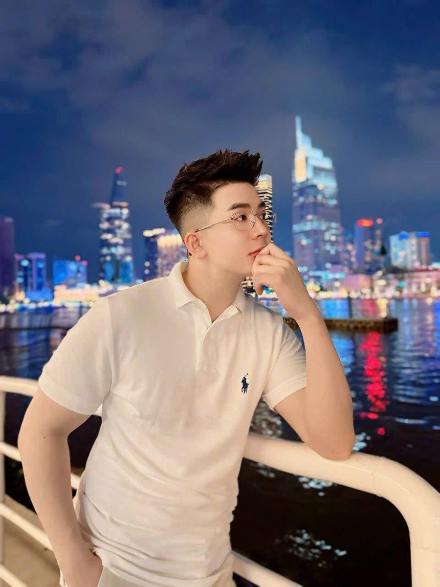 VÕ HOÀNG DINH tweet media