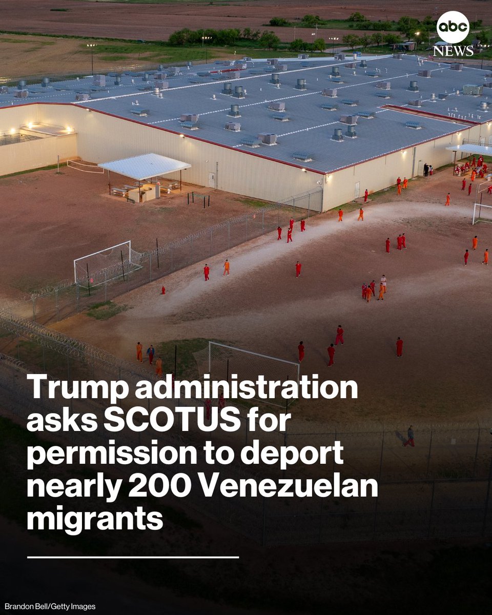 The Trump administration has requested the Supreme Court's permission to deport nearly 200 Venezuelan migrants detained in Texas, asking the court to lift the injunction it issued last month that temporarily blocked the deportation.
abcnews.link/Sz5QAjF