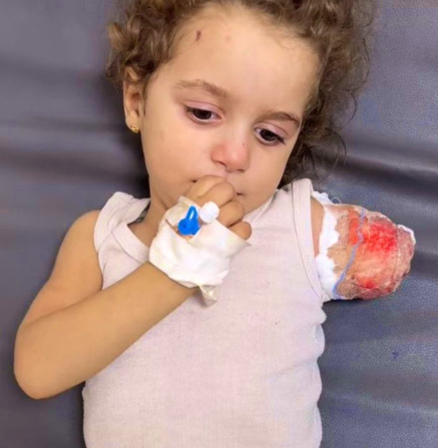 Drop a ❤️ for this little angel! 🇵🇸
Pray for her, don't stop talking about our children!