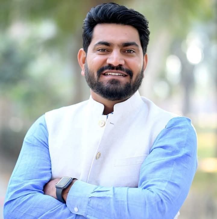 N r Nain (@nainnenaram93) on Twitter photo छात्र राजनीती से निकले बीकानेर की मजबूत आवाज़, <a href="/RLPINDIAorg/">Rashtriya Loktantrik Party</a> के संघर्षशील एवं कर्मठ सिपहसालार बड़े भाई <a href="/VijayBeniwal_/">Vijaypal Beniwal</a> जी को जन्मदिन की बहुत - बहुत बधाई एवं ढ़ेर सारी शुभकामनायें!
🌹🌹🎂🌹🌹 छात्र राजनीती से निकले बीकानेर की मजबूत आवाज़, <a href="/RLPINDIAorg/">Rashtriya Loktantrik Party</a> के संघर्षशील एवं कर्मठ सिपहसालार बड़े भाई <a href="/VijayBeniwal_/">Vijaypal Beniwal</a> जी को जन्मदिन की बहुत - बहुत बधाई एवं ढ़ेर सारी शुभकामनायें!
🌹🌹🎂🌹🌹