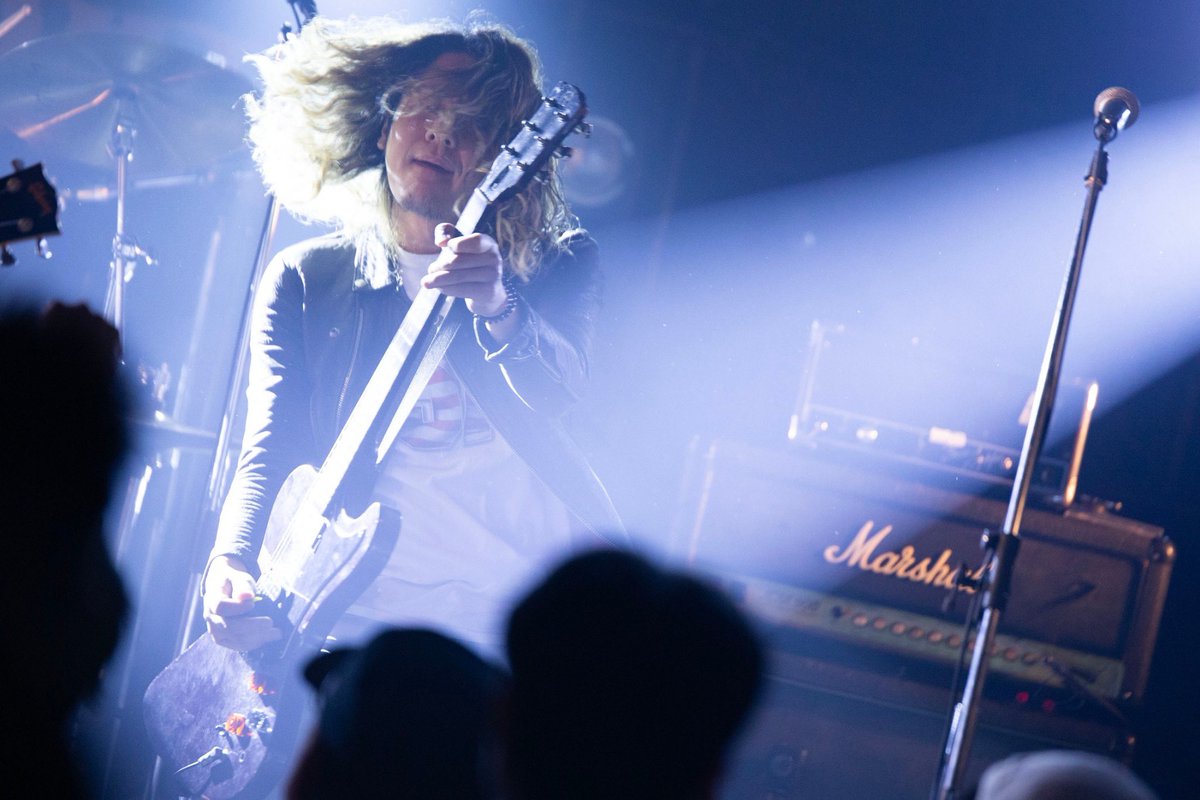 the arounds (@the_arounds) on Twitter photo 本日5月13日はアラウンズの頭脳🧠
TEKKO <a href="/TekkoMiyoshi/">TEKKO MIYOSHI</a> のお誕生日だよ
ハッピーバースデイ!🎂おめでとう!🎉
初めて会った時は26歳だったかな
ずいぶんと長い付き合いになりましたねー🍵
photo by <a href="/nanae_thr/">nanae tahara</a> 本日5月13日はアラウンズの頭脳🧠
TEKKO <a href="/TekkoMiyoshi/">TEKKO MIYOSHI</a> のお誕生日だよ
ハッピーバースデイ!🎂おめでとう!🎉
初めて会った時は26歳だったかな
ずいぶんと長い付き合いになりましたねー🍵
photo by <a href="/nanae_thr/">nanae tahara</a>