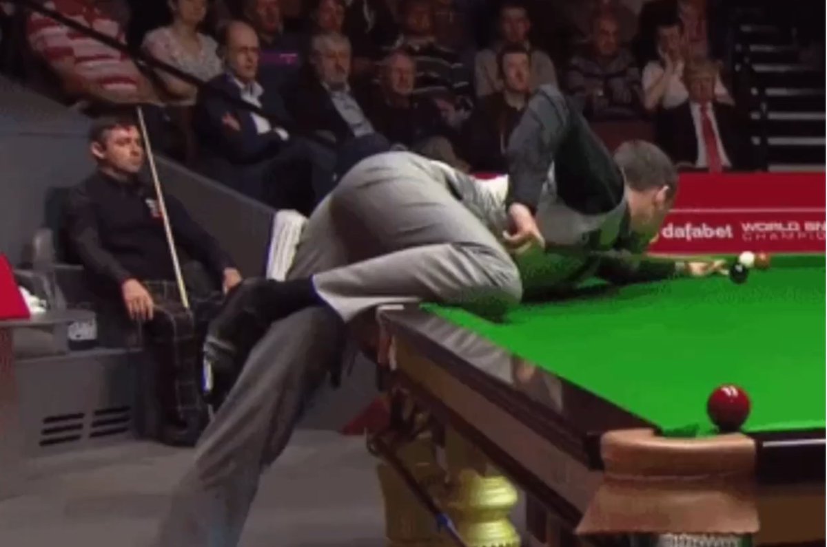 yoolan0223's tweet image. 哪吒：勿扰，研究对手中
敖光：look in my eyes！

（本来只是觉得这个臀部不错想画个速写😂参考见图二）
#藕饼 #Oubing