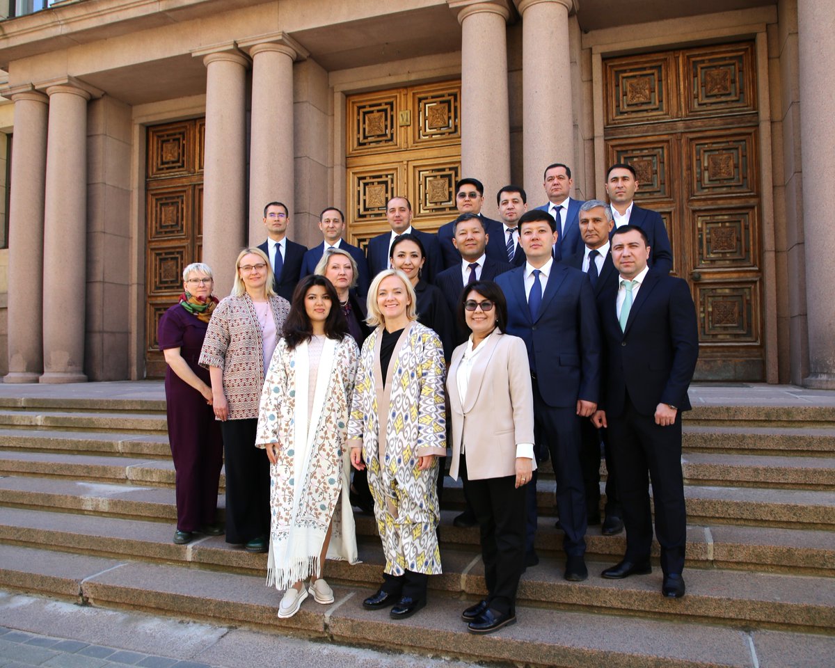 CFLA_gov_lv's tweet image. @CFLA_gov_lv uzņem Uzbekistānas delegāciju! 🇱🇻🤝🇺🇿

🗓️ No 12. līdz 19. maijam Latvijas eksperti dalīsies zināšanām par publiskās pārvaldes attīstību un modernizāciju ar Uzbekistānas Republikas valsts pārvaldes darbiniekiem.

#PieredzesApmaiņa #LATDEV #CFLA