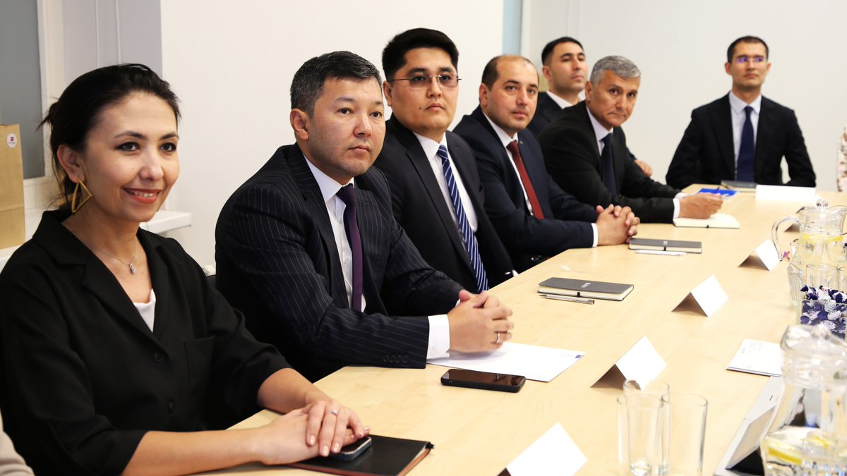 CFLA_gov_lv's tweet image. @CFLA_gov_lv uzņem Uzbekistānas delegāciju! 🇱🇻🤝🇺🇿

🗓️ No 12. līdz 19. maijam Latvijas eksperti dalīsies zināšanām par publiskās pārvaldes attīstību un modernizāciju ar Uzbekistānas Republikas valsts pārvaldes darbiniekiem.

#PieredzesApmaiņa #LATDEV #CFLA