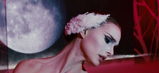 TheCinesthetic's tweet photo. Black Swan (2010) dir. Darren Aronofsky https://t.co/93lQ8urnGk