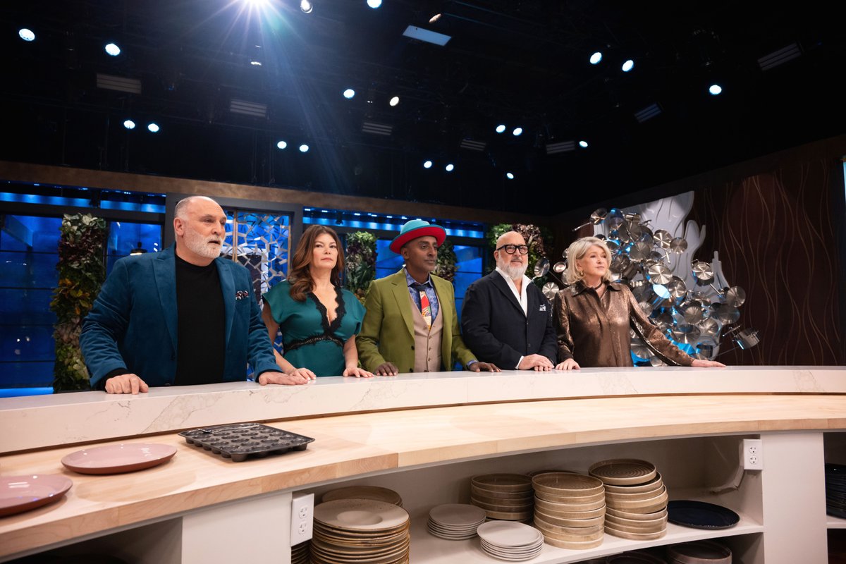 nbc's tweet photo. When @chefjoseandres, @gailsimmons, @MarcusCooks, @andrewzimmern, and @MarthaStewart share a table, you know it’s going to be delicious... and legendary. 🙌 #NBCYesChef | NBC and @peacock https://t.co/CRFbyMxHxP