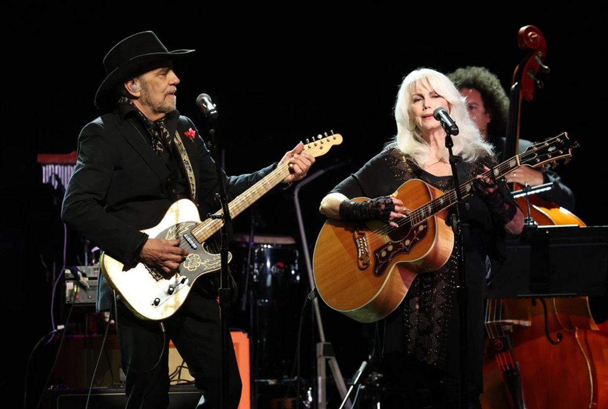 Emmylou Harris' Grammy-winning 'Wrecking Ball' - cowritten and executive produced by CMP's Daniel Lanois - was inducted into the Recording Academy Hall Of Fame during 2025's Hall Of Fame Gala.

Read more here: bit.ly/4dAP4mT
