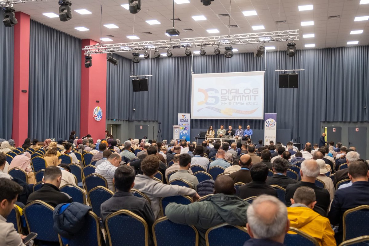 InstitutiPrizmi's tweet photo. 🇷🇴 The PRIZMI Institute for Dialogue represented the Western Balkans at the 3rd International Dialogue Summit in Bucharest (May 14–19, 2025), joining 273 participants from 48 countries to promote peace, coexistence, and intercultural understanding. 🌍🕊️
#PRIZMIInstitute https://t.co/uA4fsMpn2c