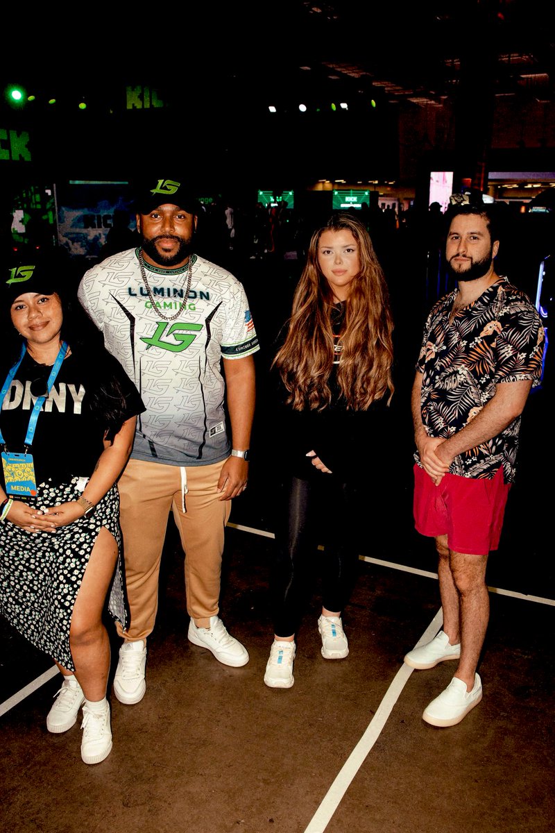 Shit was a movie

Huge s/o to <a href="/LuminonGaming/">Luminon Gaming</a> this weekend for all the support &amp; <a href="/aPureGangster/">OpTic aPG</a> (even though we didn't get to 1v1)