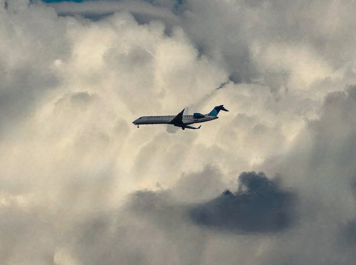 Not a care in the cloud ☁

📷 Instagram User: @cnaviationphotography